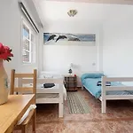 In Puerto Near Playa Jardin * بويرتو ذي لا كروز