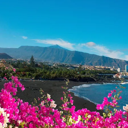 In Puerto Near Playa Jardin *